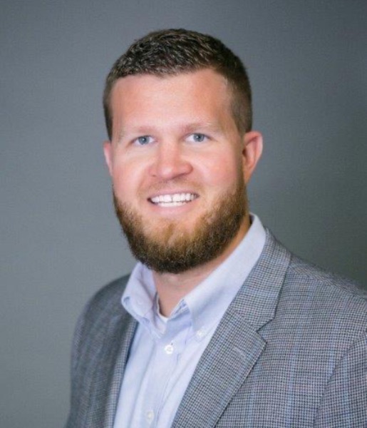 Dustin Krotzer headshot